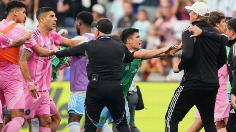 Luis Suarez suspendido seis partidos tras escupir en la Final de Leagues Cup