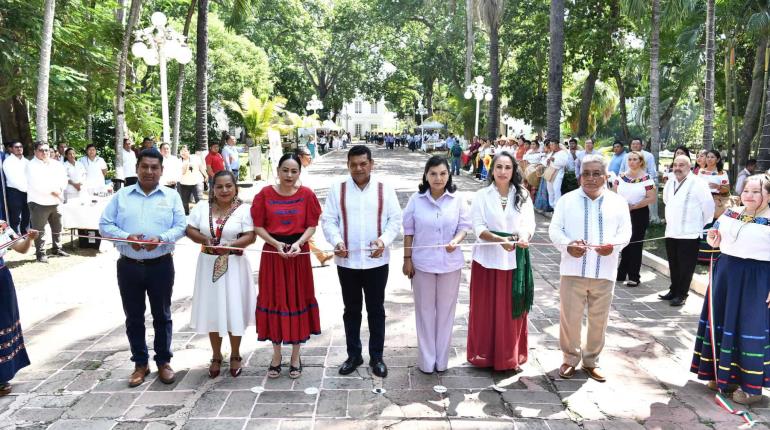 Son guardianas y portadoras de herencia cultural sostiene May al conmemorar a la Mujer Indígena