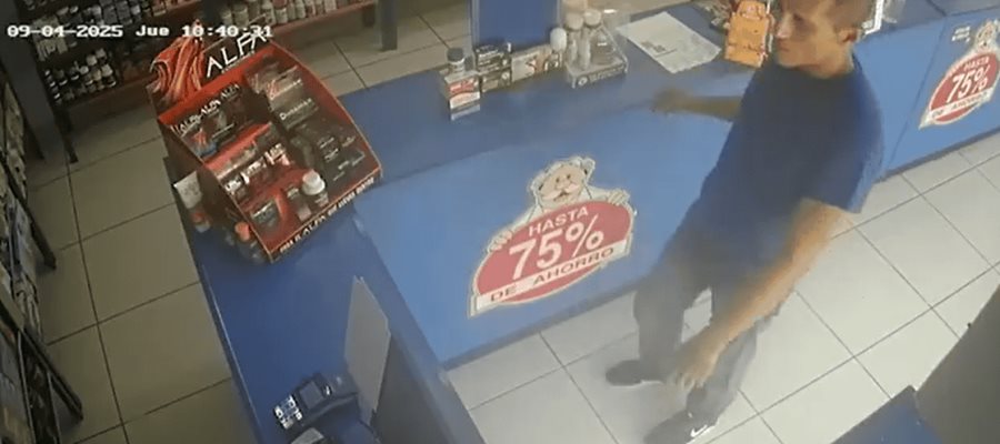 Asalta 2 sucursales de Farmacias Similares, el mismo día en Villahermosa Asalta 2 sucursales de Farmacias Similares, el mismo día en Villahermosa