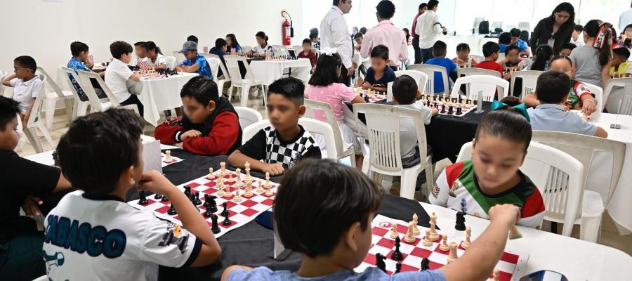 Organizan Torneo de Ajedrez ISSET 2025 "Jaque Mate por la Paz"