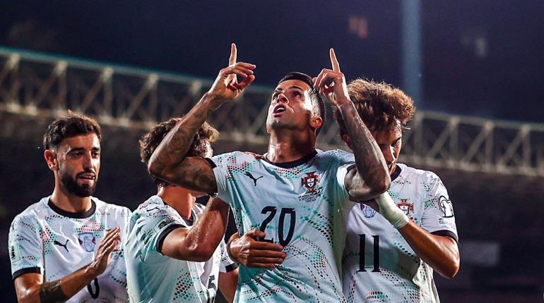 Portugal golea a Armenia con doblete de CR7