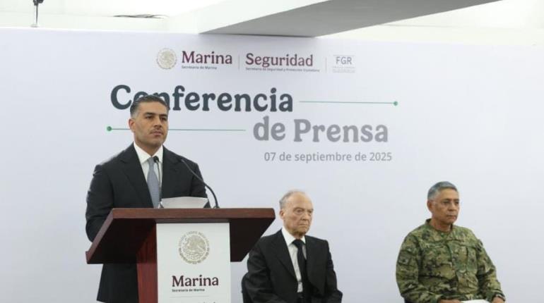 5 marinos, entre ellos el sobrino del extitular de la Marina, formaban parte de red de contrabando de combustible: Harfuch