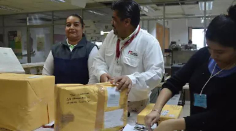 Se desploma 80% del tráfico postal hacia EE.UU. tras impuestos