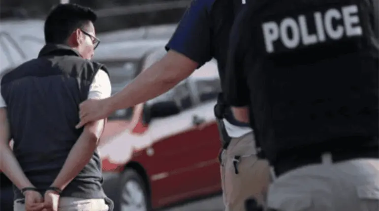 Suman más de 2 mil mexicanos detenidos por gobierno de Trump: Presidenta