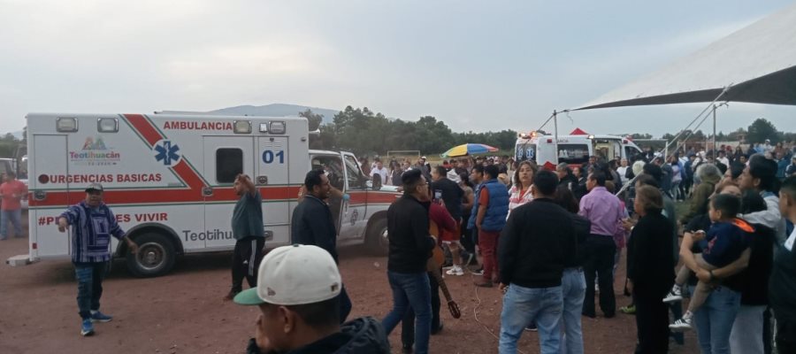 28 personas quedan lesionadas tras explosi&oacute;n de castillo pirot&eacute;cnico en San Sebasti&aacute;n Xolalpa, Edomex