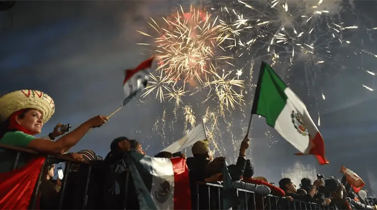Ceremonia del Grito en el Zócalo será sólo con el gabinete legal y sin invitados especiales: Sheinbaum