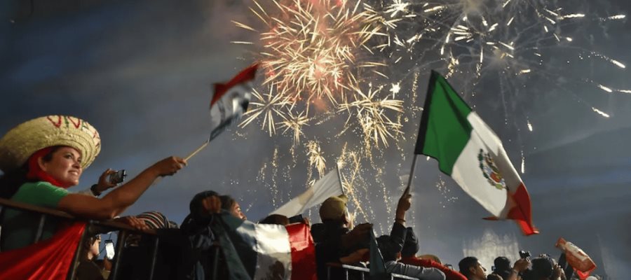 Ceremonia del Grito en el Zócalo será sólo con el gabinete legal y sin invitados especiales: Sheinbaum