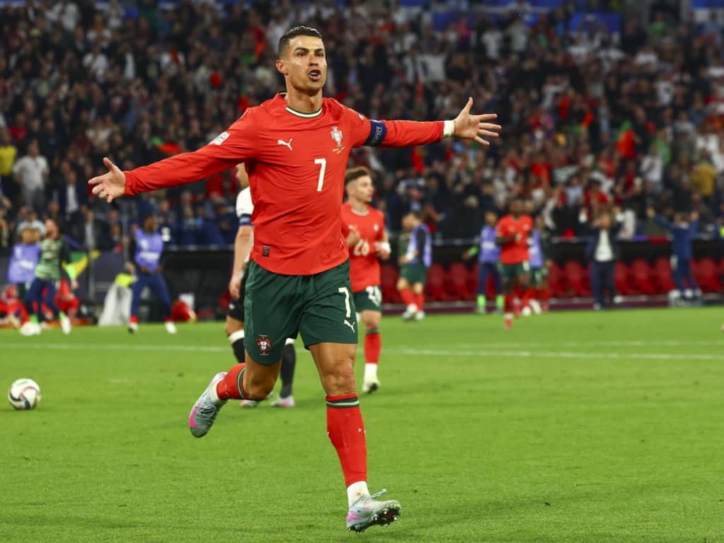 CR7 empata al ´Pescadito Ruiz como máximo anotador en Eliminatorias Mundialistas