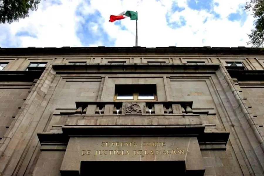 Frena Sheinbaum aumento de 15 mil mdp al presupuesto de la SCJN