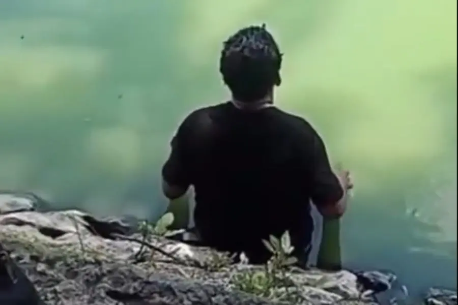 Hombre se mete a la Laguna de las Ilusiones para "retar" a cocodrilo