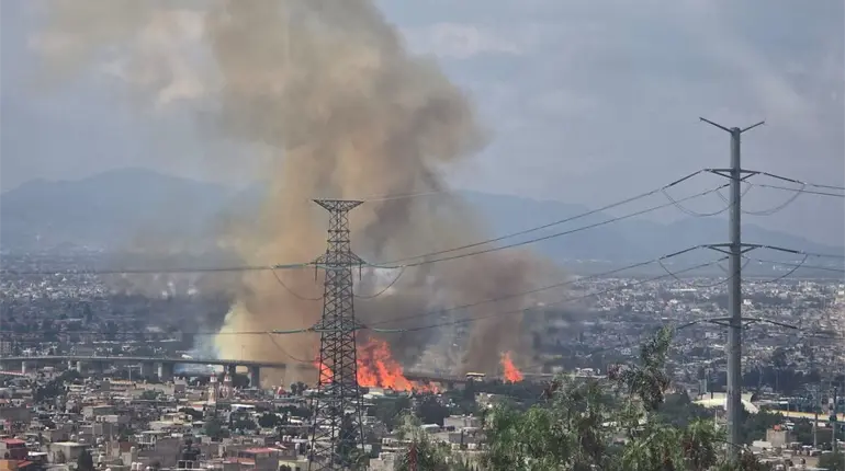 Sheinbaum se solidariza con víctimas de la explosión de pipa en Iztapalapa
