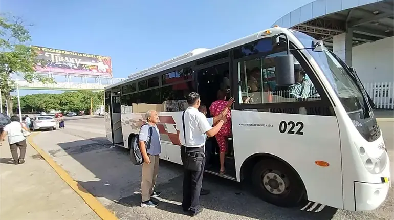 Transporte público de Tabasco avanza, es el 11vo mejor conectado del país: May