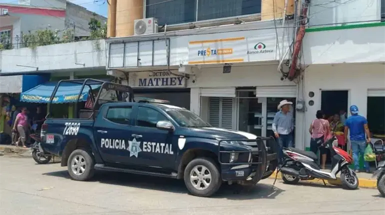 Fallece adulto mayor al interior de sucursal bancaria en Ocuiltzapotlán