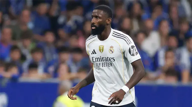 Antonio Rüdiger sufre lesión que lo dejará fuera entre 2 y 3 meses