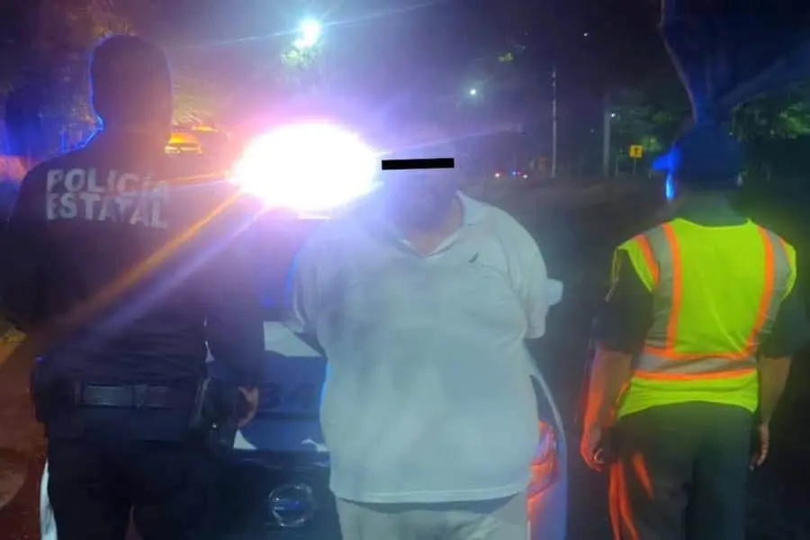Aseguran a hombre en Centro, por el delito de robo de vehículo equiparado