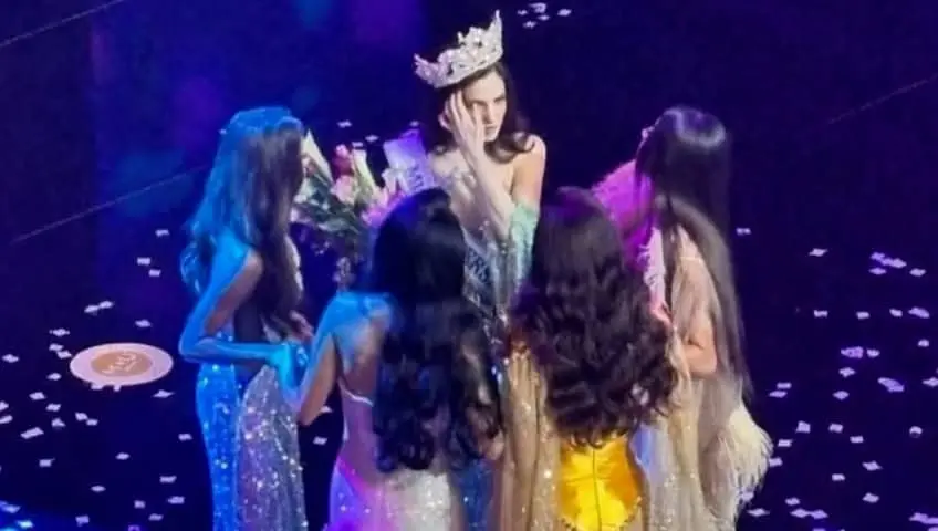 "La sororidad verdadera no se dio": Fátima Bosch al ser felicitada solo por cuatro de sus compañeras
