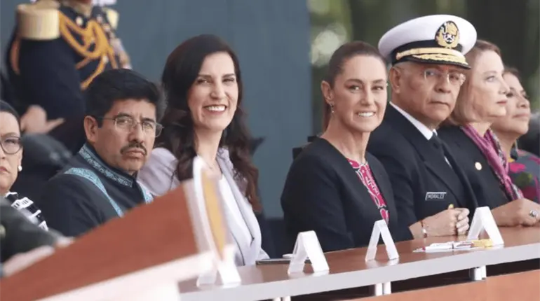 Hugo Aguilar expresa su respeto a López Rabadán, tras evitar aplaudirle durante ceremonia en CDMX