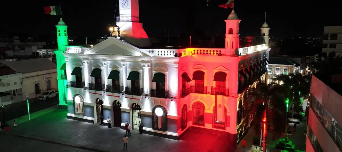 Anuncian cierre de calles por celebración de Grito de Independencia en Plaza de Armas