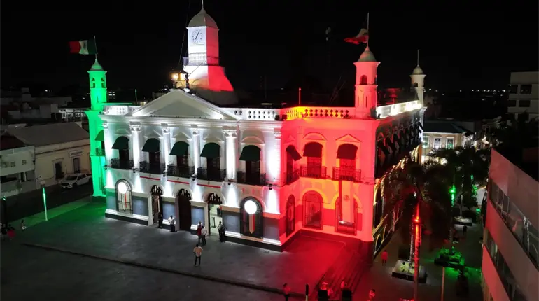 Anuncian cierre de calles por celebración de Grito de Independencia en Plaza de Armas