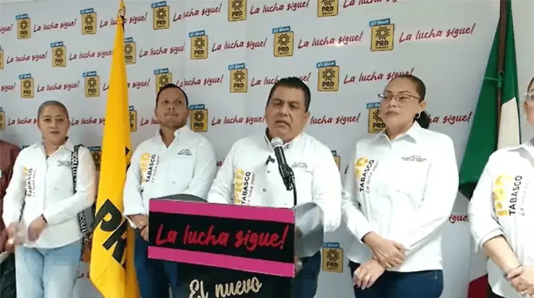 Falta de pago de Pemex obliga a empresarios a sumarse al comercio informal o emigrar a otros estados: PRD