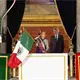 Confusión de nombres, fallas técnicas, protestas y espectáculos inadecuados durante los Gritos de Independencia