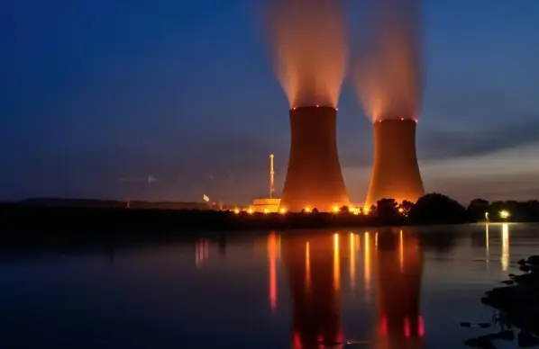 Reino Unido y EE.UU. tendrían acuerdo para construcción de plantas nucleares con fines energéticos