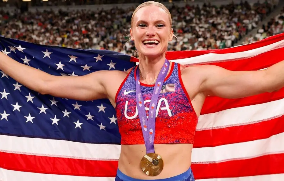 Katie Moon es tricampeona de salto de pértiga en el Mundial de Atletismo 2025