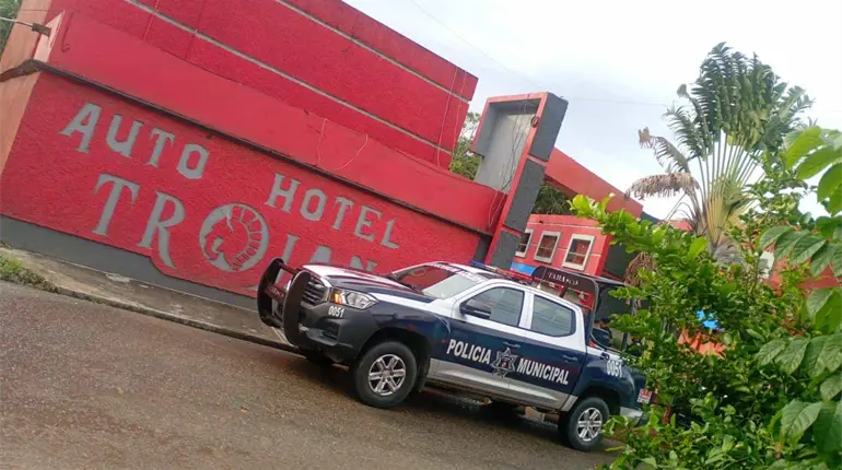 Ejecutan a pareja en motel de Jalpa y a otros dos en Centro