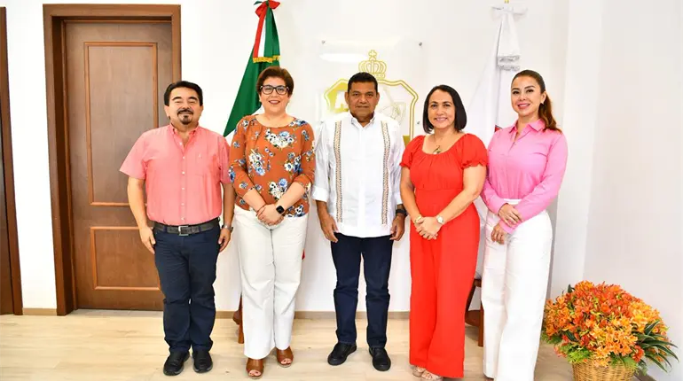May se reúne con 4 de los 6 diputados federales por Tabasco, para hablar sobre proyectos para la entidad
