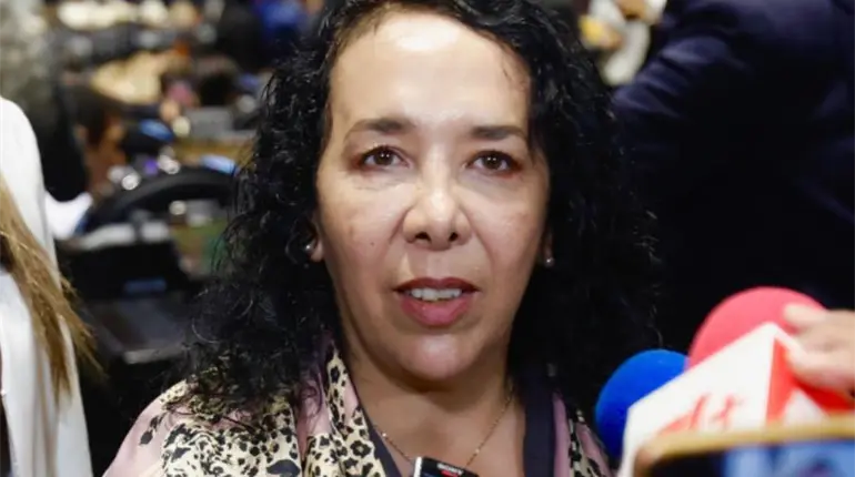 Me enteré por los medios: Hilda Araceli Brown asegura que sus cuentas no están congeladas
