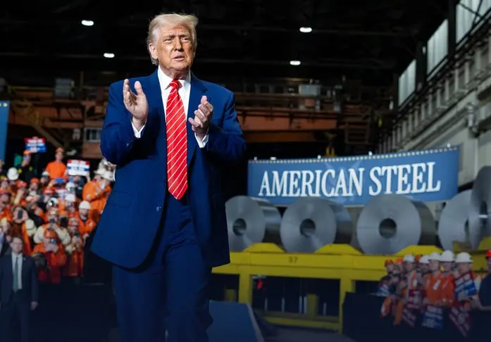Juez desestima demanda de Trump contra NYT por difamación