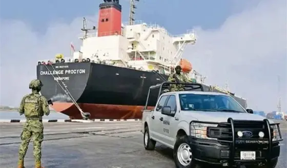 Extitular de Marina niega haber denunciado huachicol ante FGR