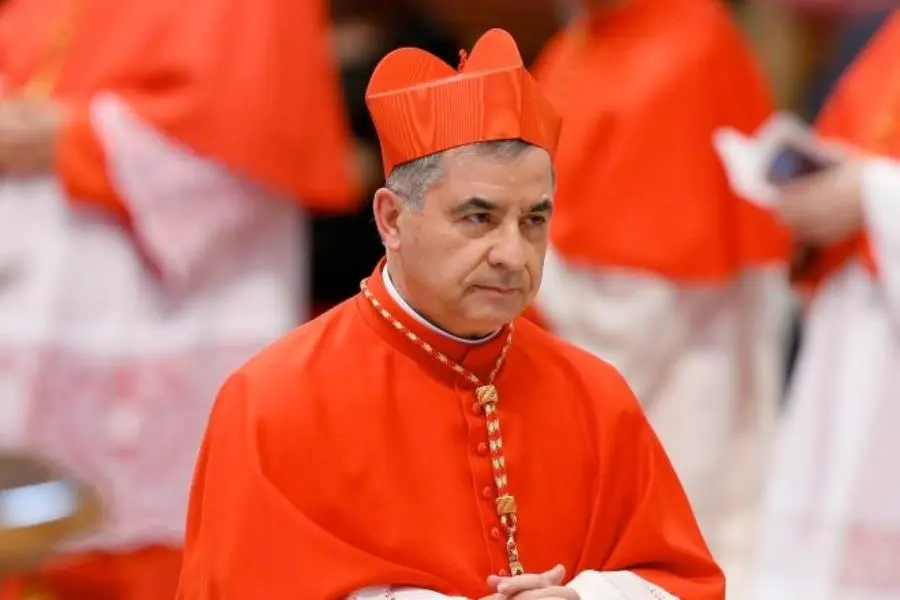 Inicia juicio de apelación del Cardenal Becciu en el Vaticano, acusado de malversación