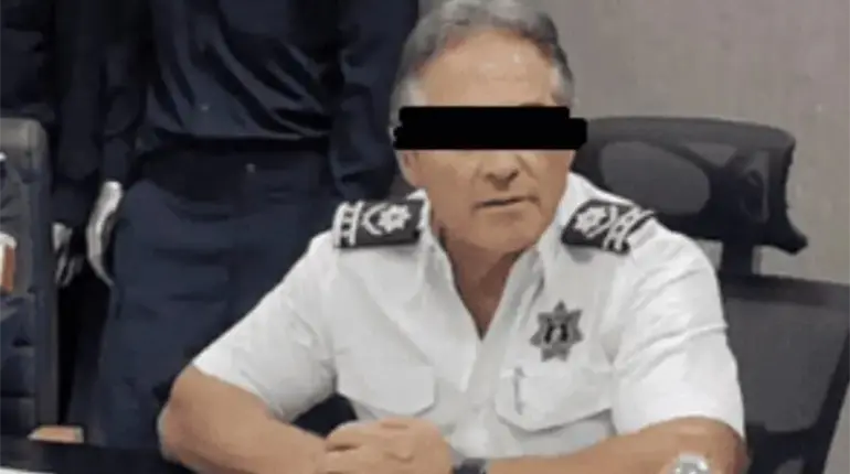 Demanda contra Adán es propaganda política: May