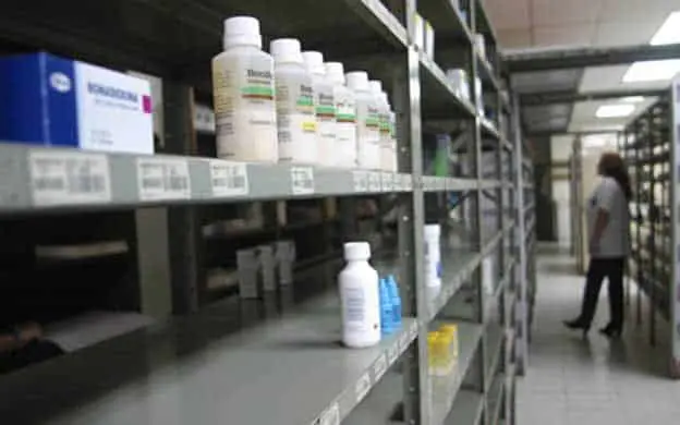 Filtran audio de subsecretario de Salud dando un ultimátum a farmacéuticas