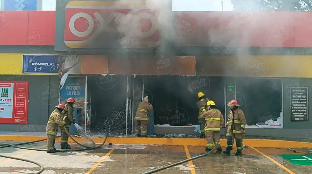 Nueva jornada violenta en Villahermosa; queman comercios y tiran poncha llantas