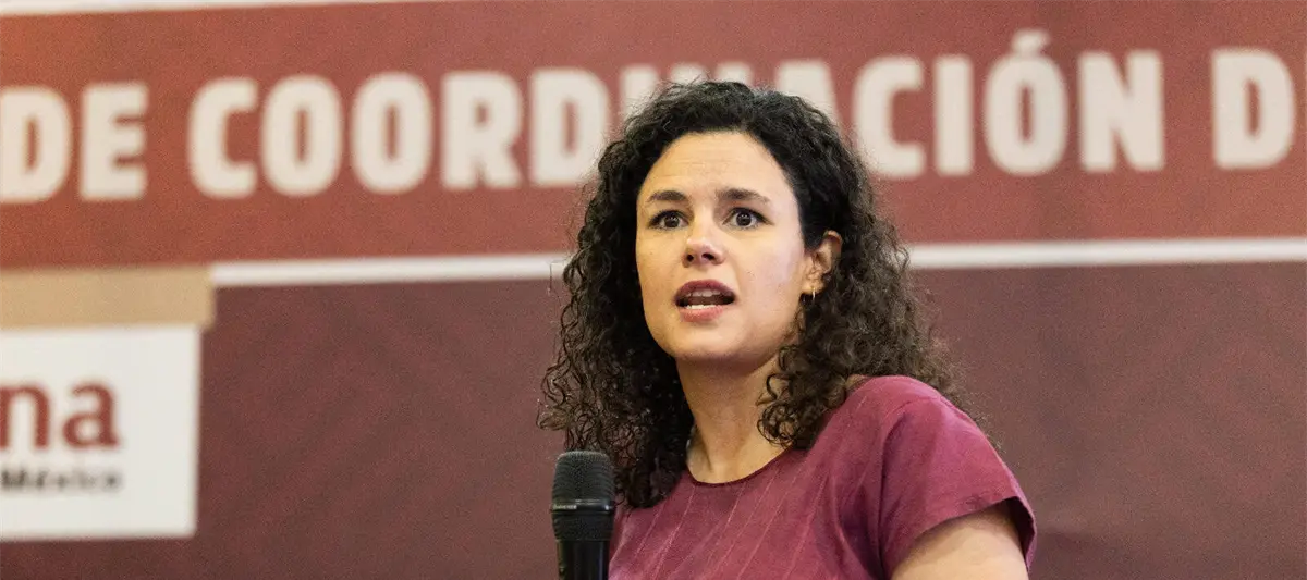 "El huachicol ya no existe; es contrabando extranjero": Luisa Alcalde