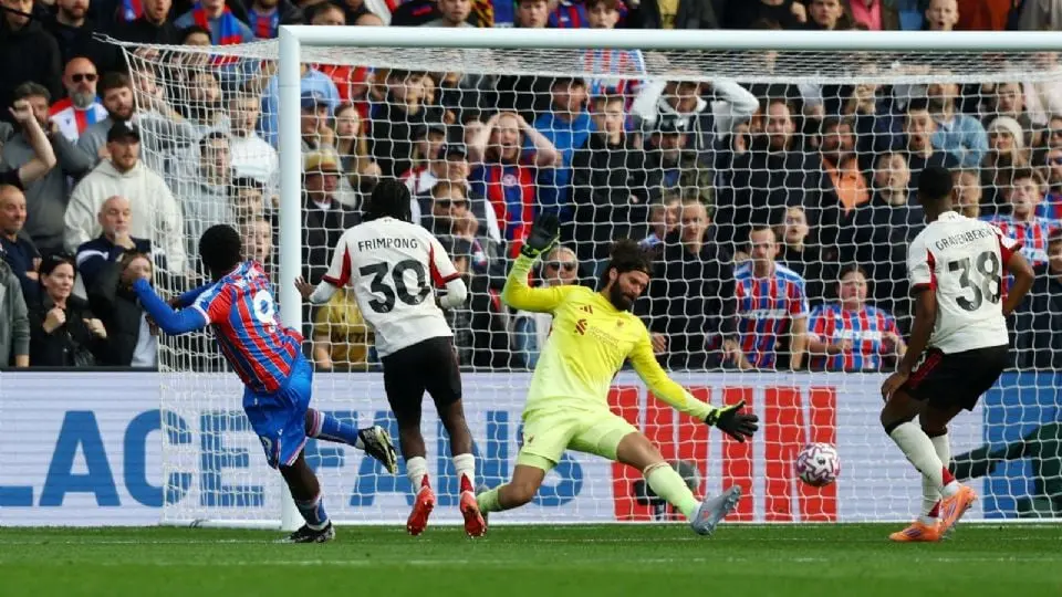 Crystal Palace vence al Liverpool y le quita el invicto en Premier League