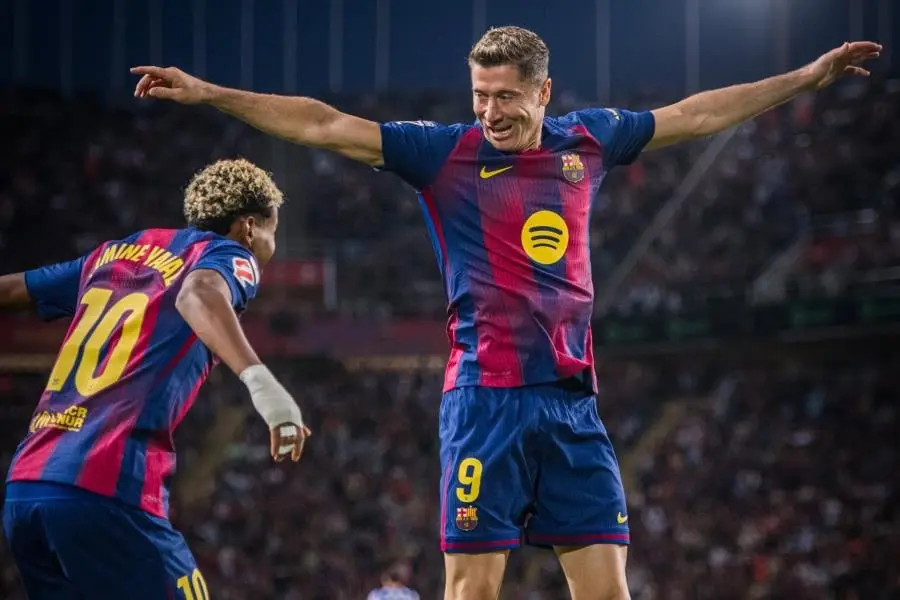 Barcelona remonta a la Real Sociedad y son nuevos líderes de España