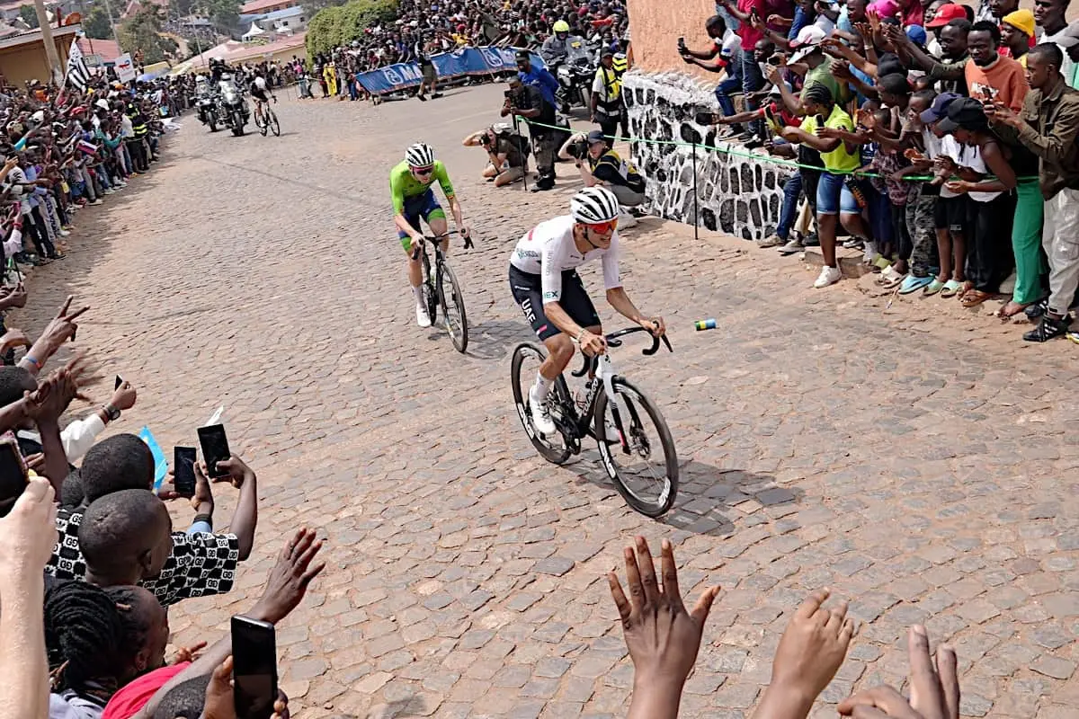 Isaac del Toro es séptimo y hace la mejor participación de un mexicano en el Campeonato Mundial de Ciclismo de Ruta
