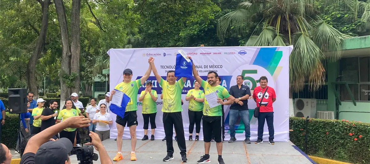 Felicito López y Lorena Valencia triunfan en la Carrera del Tecnológico de Villahermosa