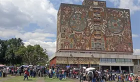 Sheinbaum sugiere a la UNAM escuchar a sus estudiantes y darles mayor apoyo