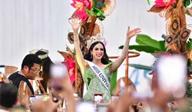 "Vamos a Tailandia", hacen canción a Fátima Bosch