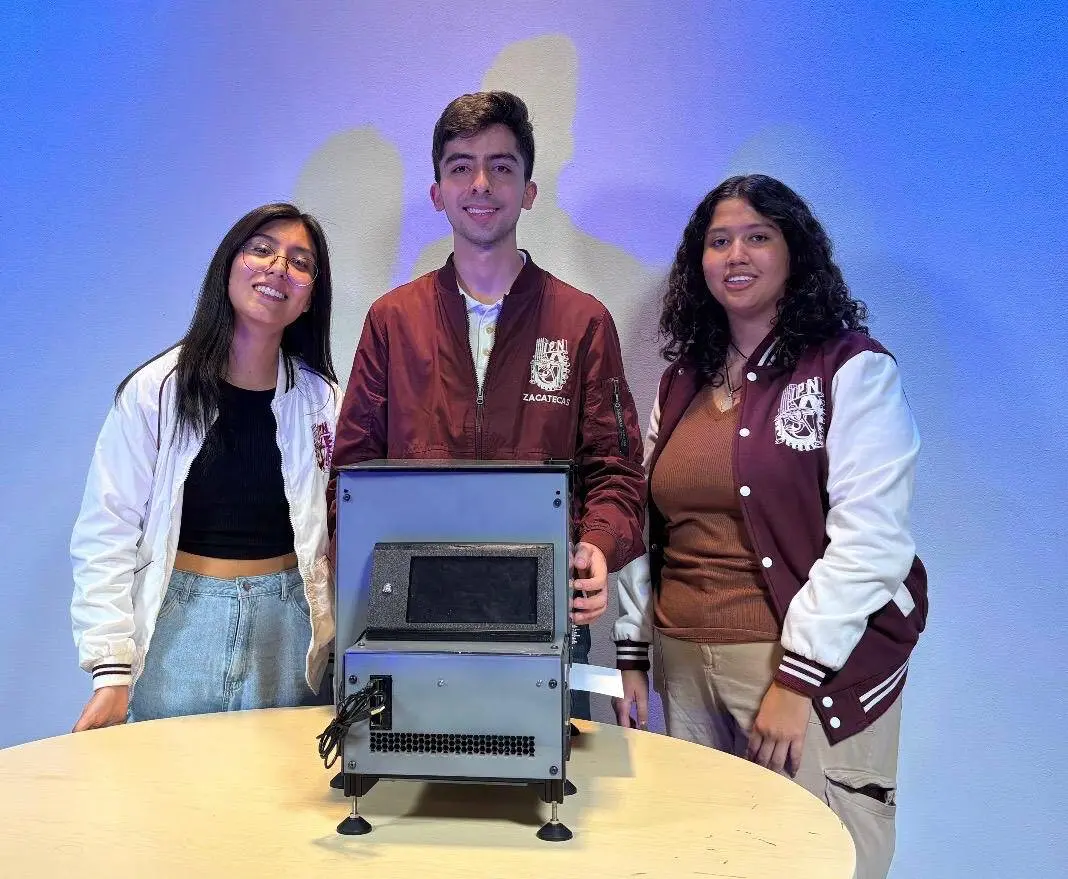 Estudiantes del IPN desarrollan primer escáner que traduce textos al Braille