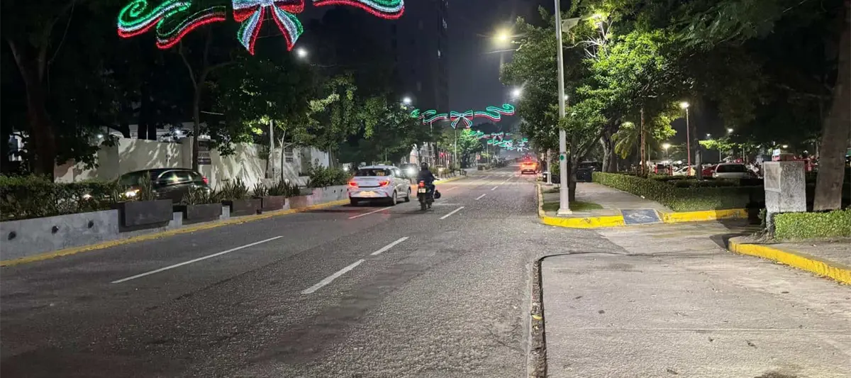 Levanta ayuntamiento alrededor de 20 toneladas de basura tras recorrido de Fátima Bosch sobre Paseo Tabasco