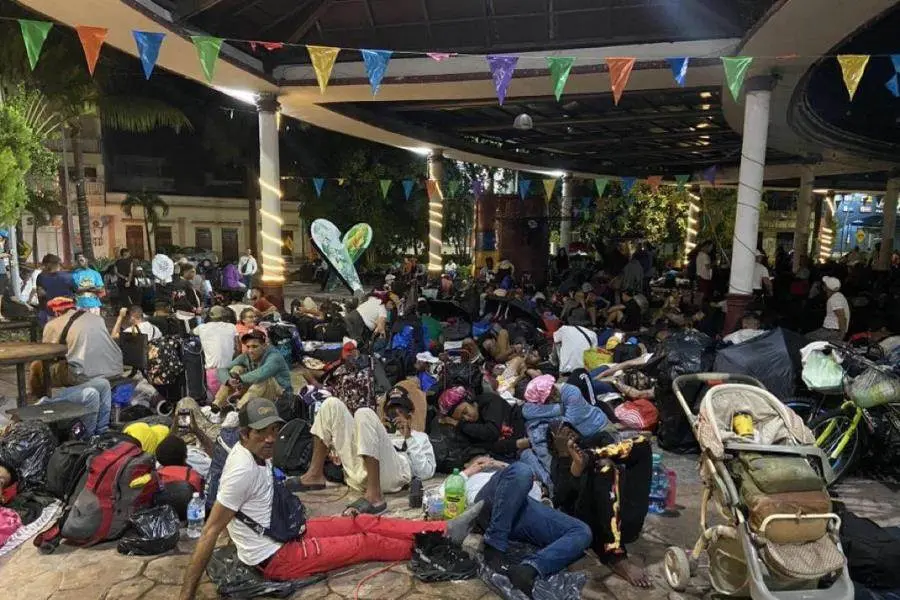 Sale de Tapachula caravana de mil migrantes hacia CDMX