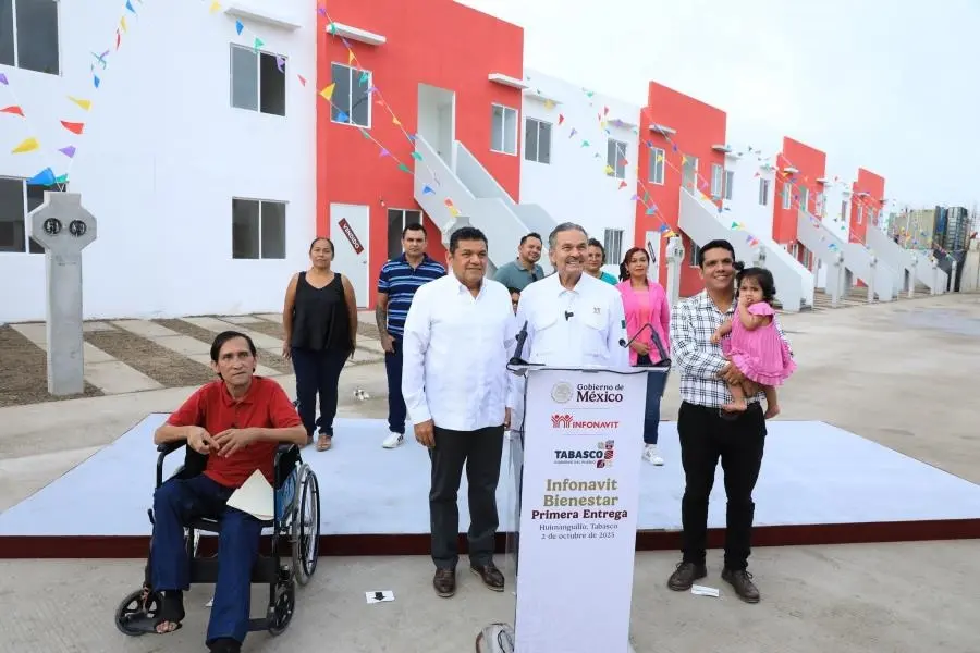 Infonavit entrega primeras 80 casas del programa ´Vivienda para el Bienestar´; beneficiarios son de Tabasco