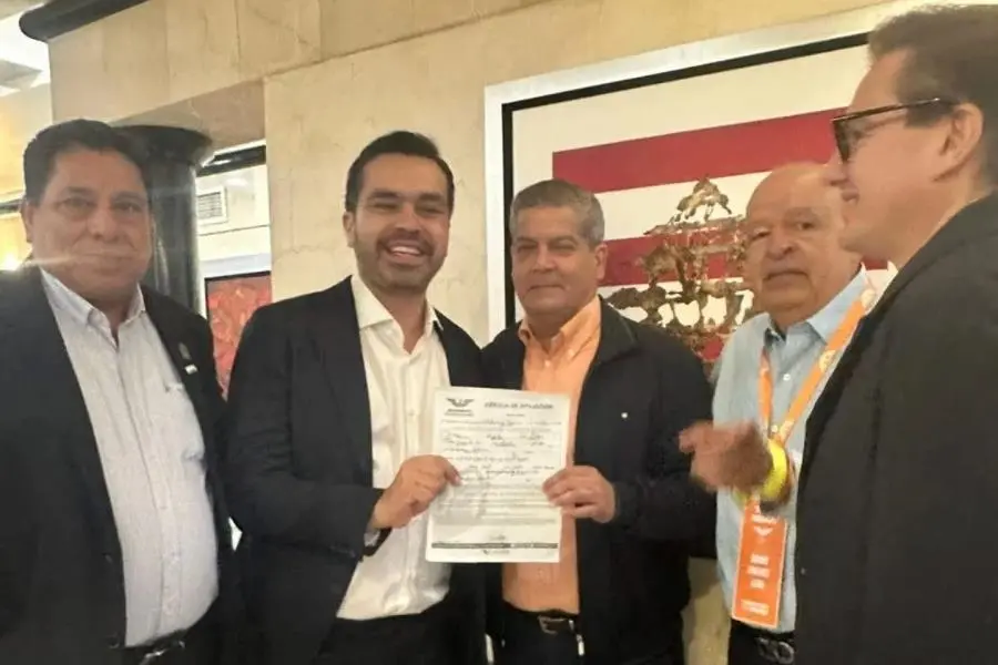 Tras suma a MC, sugieren a Luis Felipe Graham ponerse a trabajar y leer estatutos