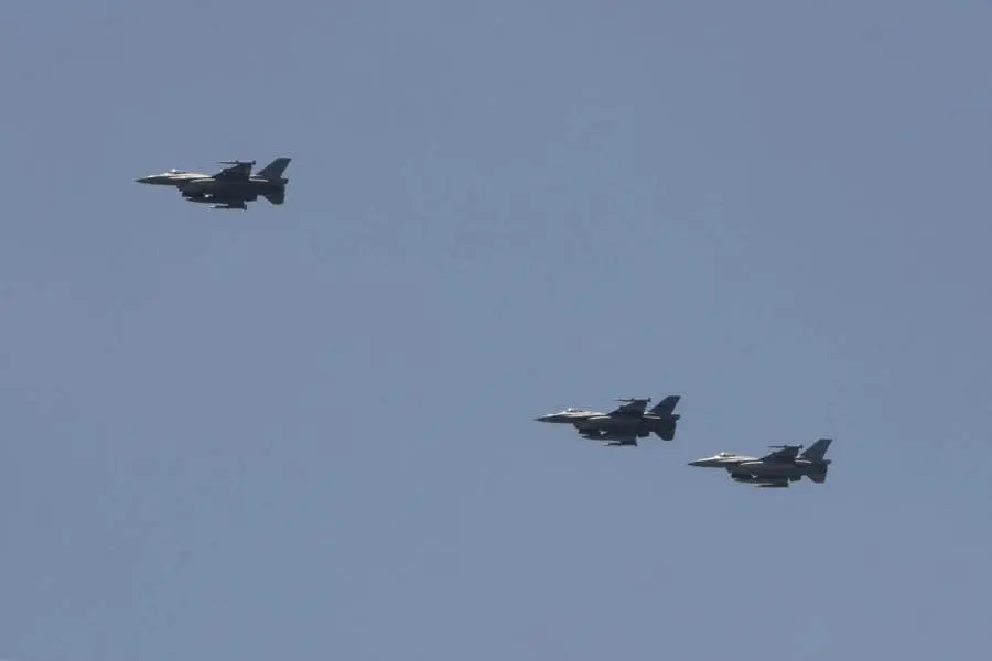 Venezuela denuncia sobrevuelo de aviones de combate de EE. UU. cerca de sus costas