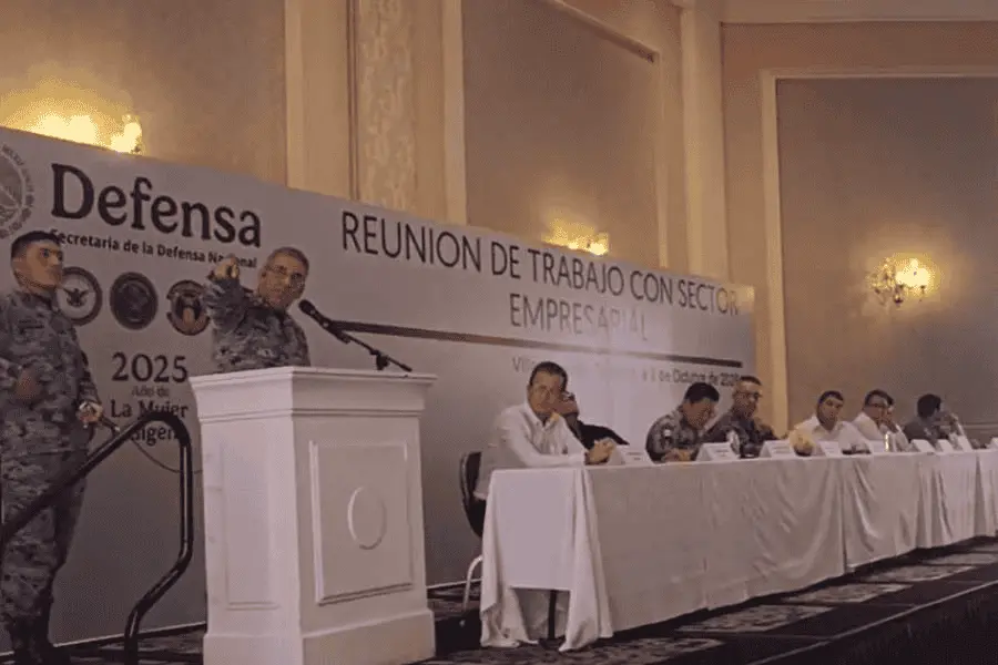GN presenta a empresarios de Tabasco, estrategias para carreteras y combatir la extorsión